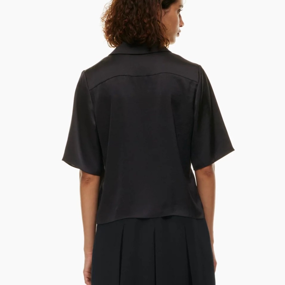 Aritzia Wilfred Beso Satin Button Up Short Sleeve Blouse Shirt Black - Picture 5 of 14